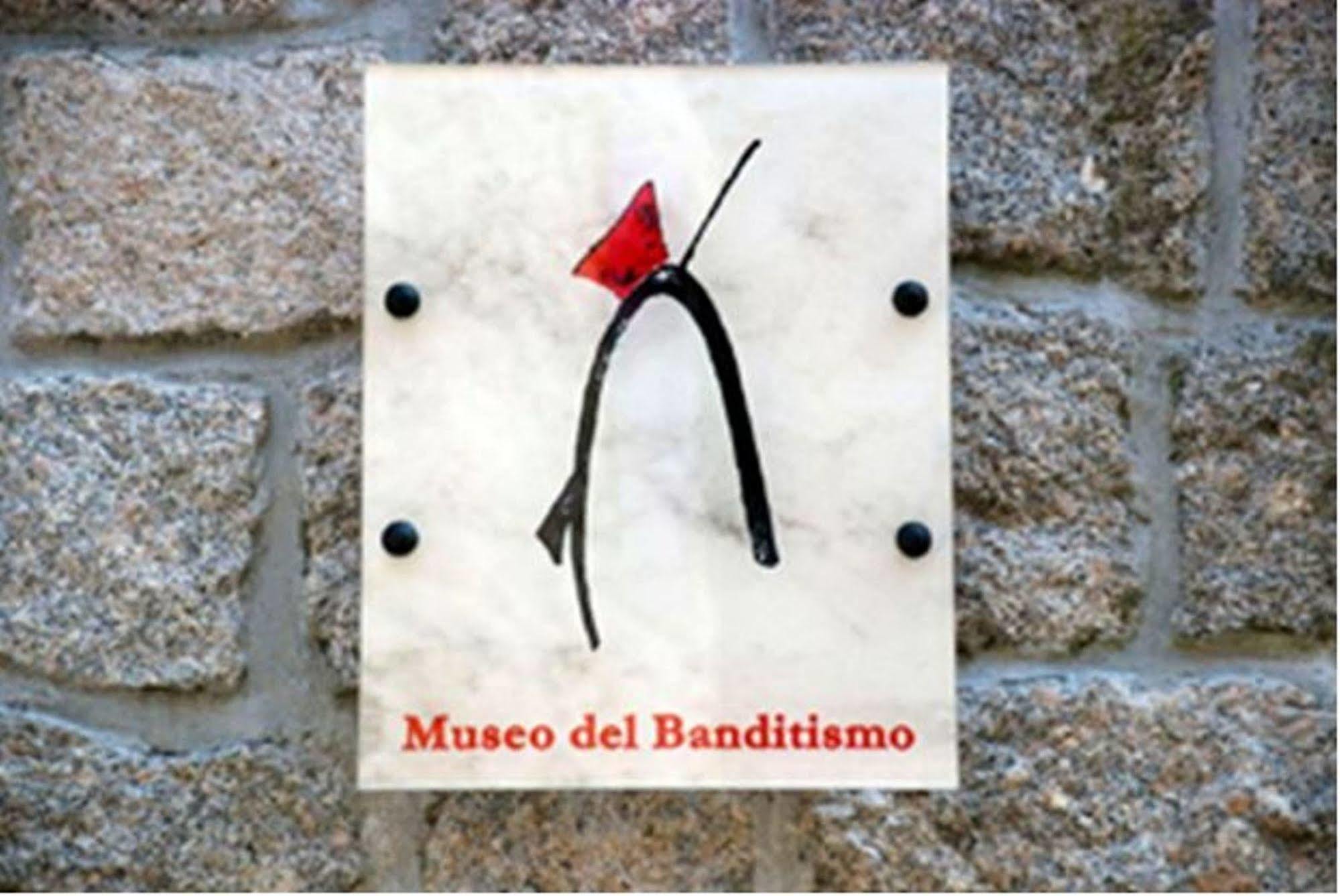 La Vignaredda - Residenza Di Charme Hotel Aggius Exterior photo