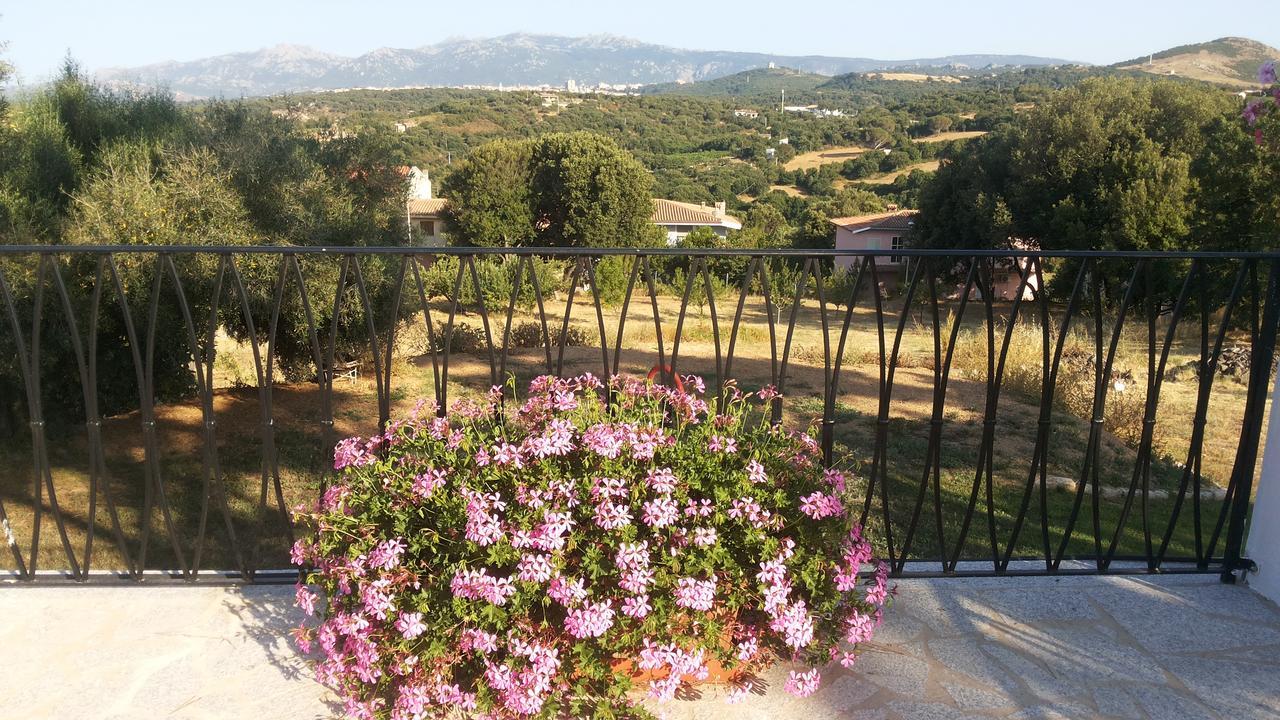 La Vignaredda - Residenza Di Charme Hotel Aggius Exterior photo