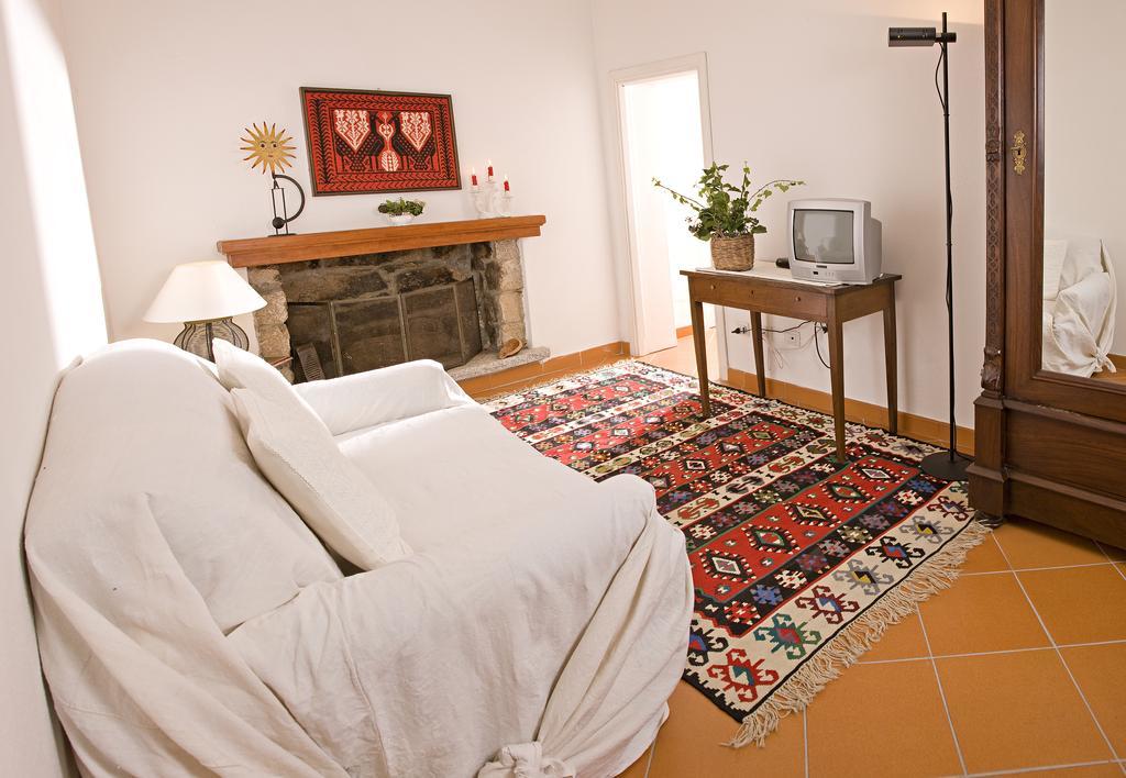 La Vignaredda - Residenza Di Charme Hotel Aggius Room photo